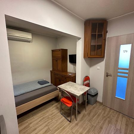 Beregi Apartman Тисауйварош Екстериор снимка