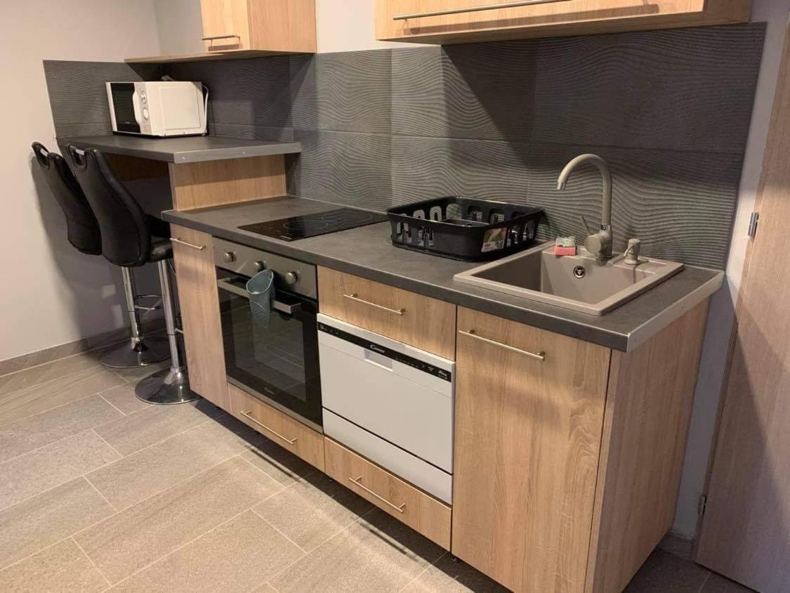 Beregi Apartman Тисауйварош Екстериор снимка