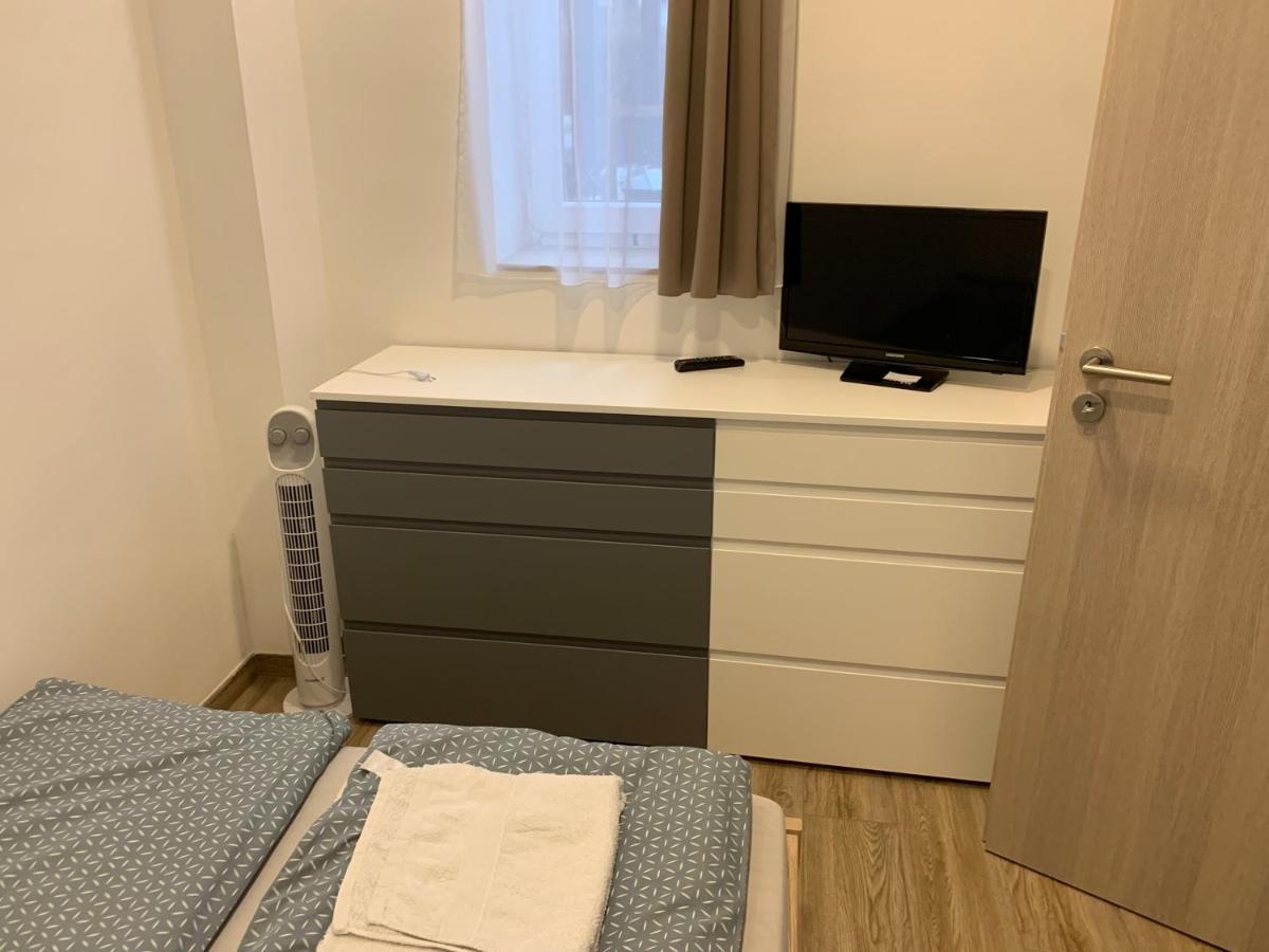 Beregi Apartman Тисауйварош Екстериор снимка