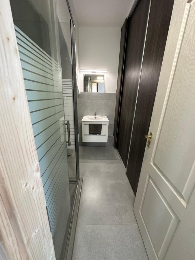 Beregi Apartman Тисауйварош Екстериор снимка