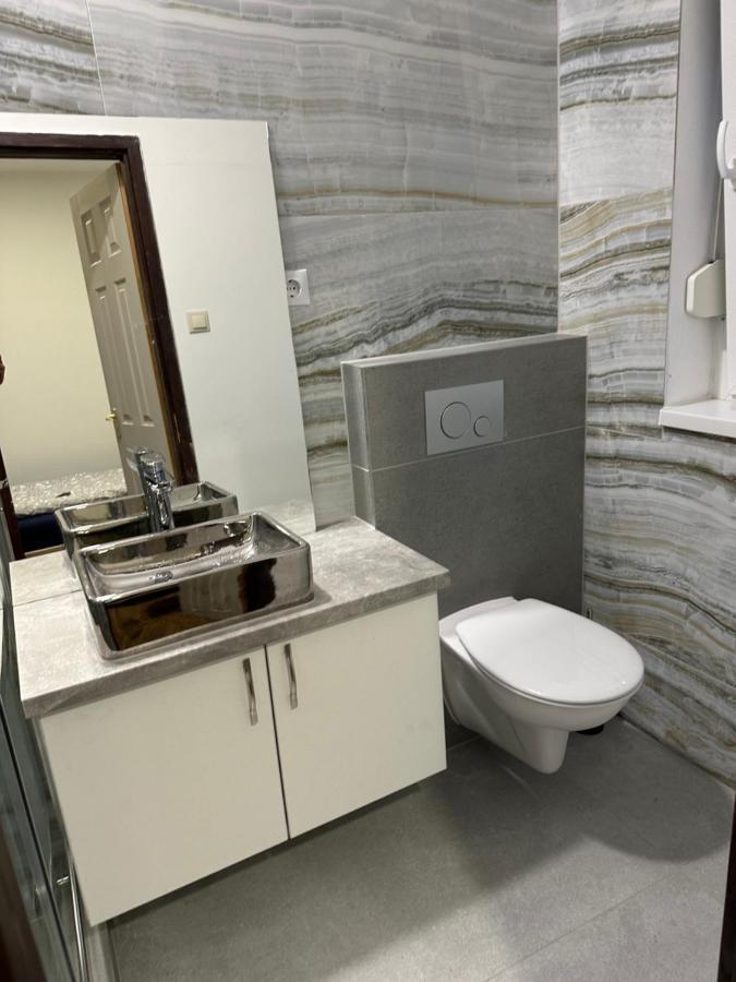 Beregi Apartman Тисауйварош Екстериор снимка
